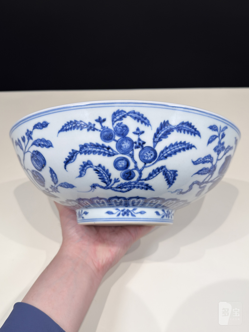 明宣德 青花葡萄瑞果纹大碗 - 图7